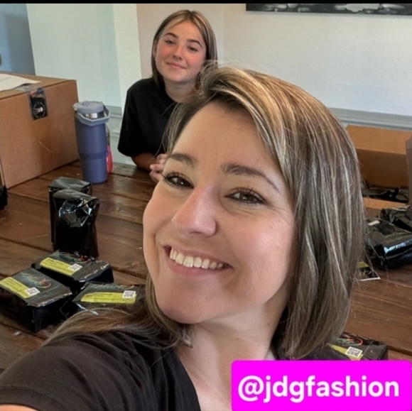 Funky & Fun Share Show Train 8am-11pm - Picture 9 of 15